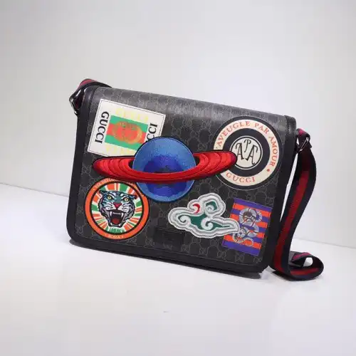 G*u*i messenger bags 19gm0019