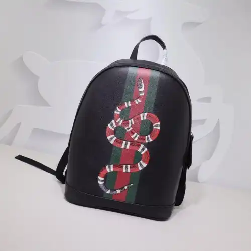 G*u*i backpack 19gm0030