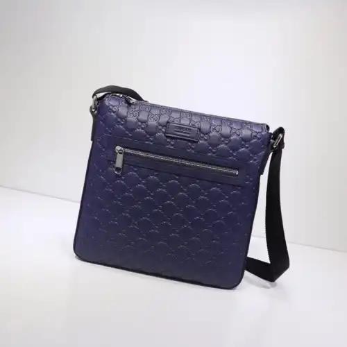 G*u*i crossbody bag 19gm0049