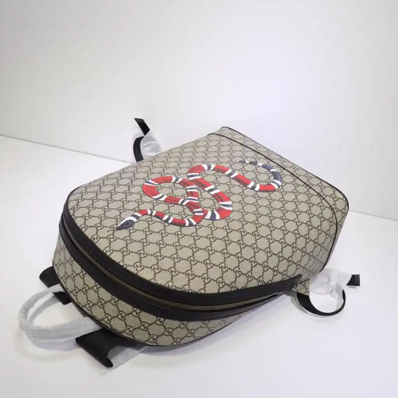G*u*i backpack 19gm0055