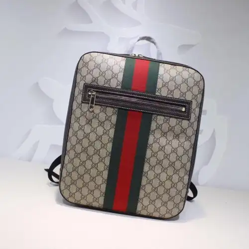 G*u*i backpack 19gm0069