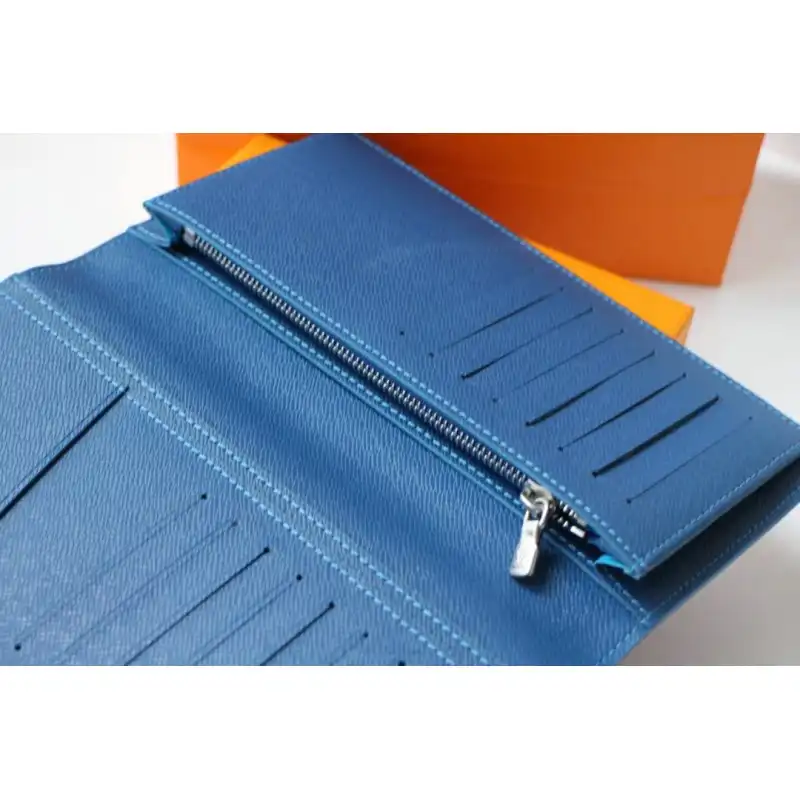 LV Bags 205B570006