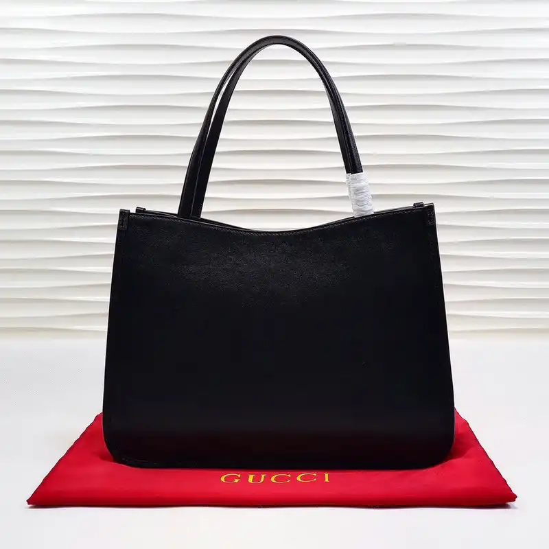 G*u*i bags 205b570045