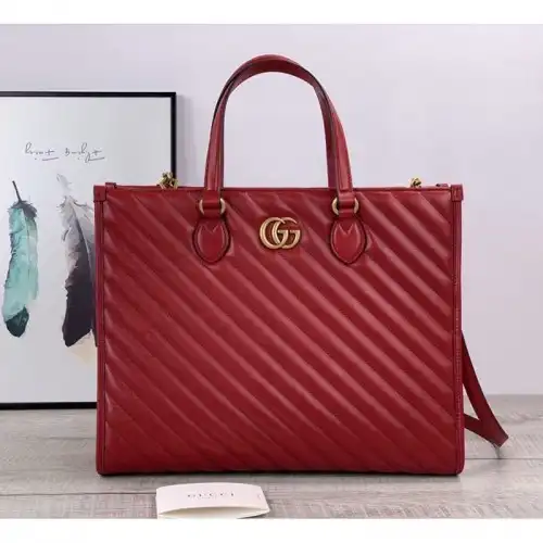 G*u*i bags 208b570053