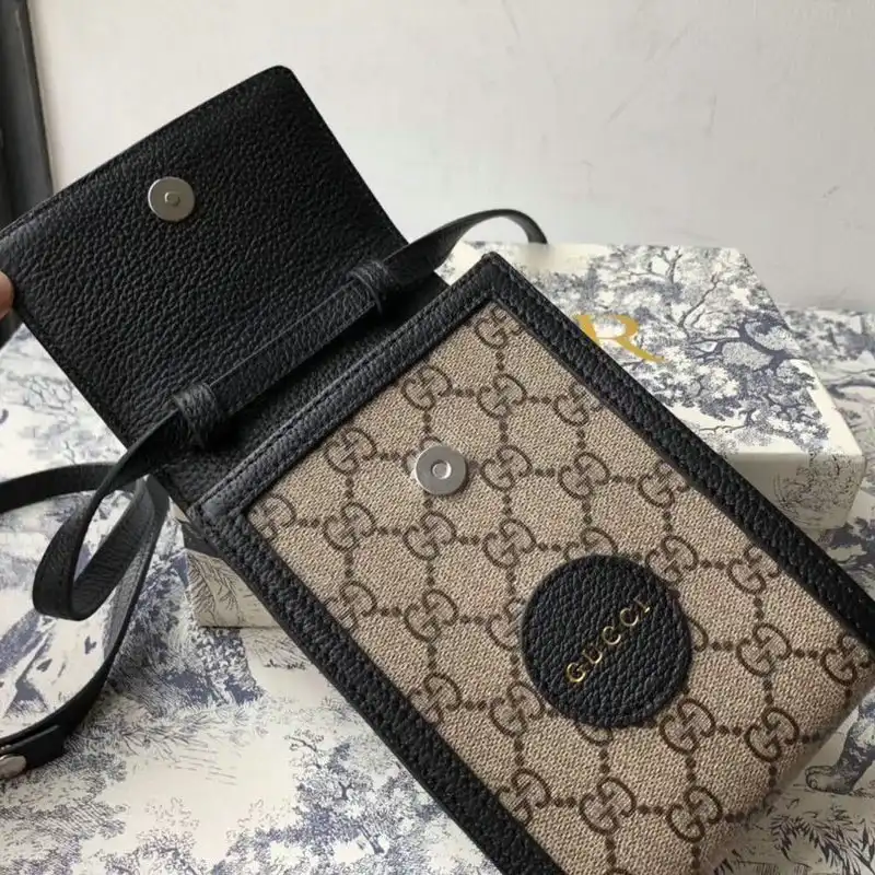 G*u*i bags 208b570058