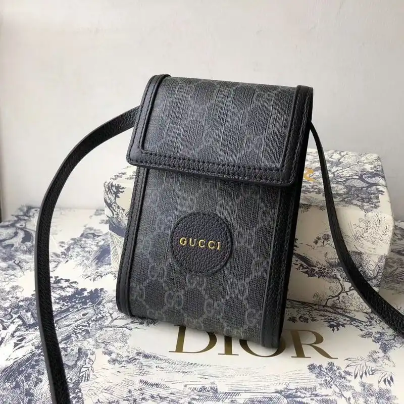 G*u*i bags 208b570059