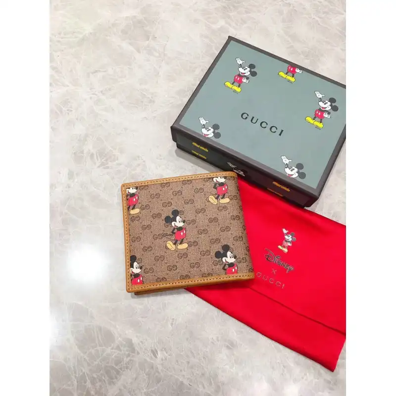 G*u*i bags 20b570086