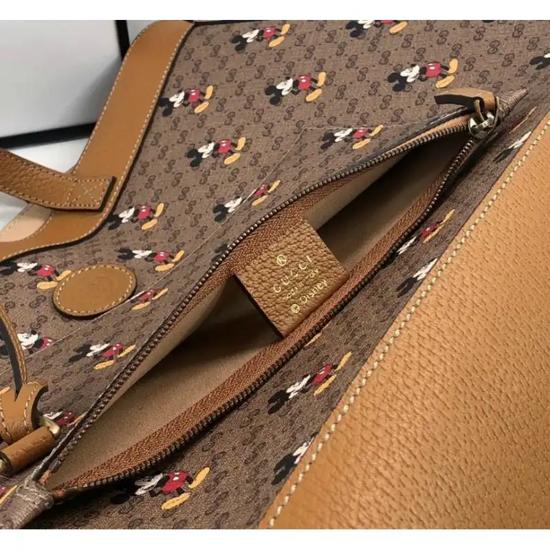 G*u*i bags 20dj570102