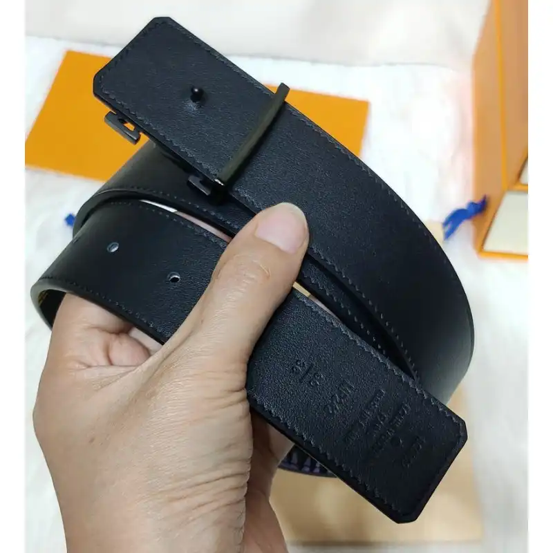 LV Bags 20DJ570137