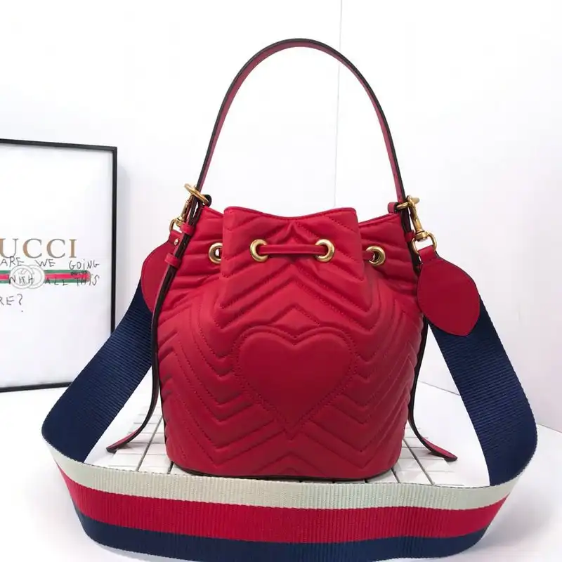 G*u*i bags 20b570165