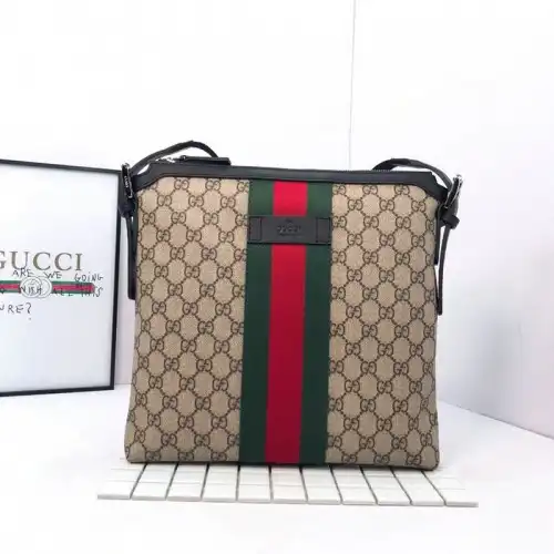G*u*i bags 20b570169