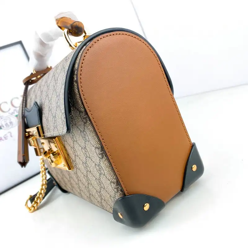 G*u*i bags 20b570217