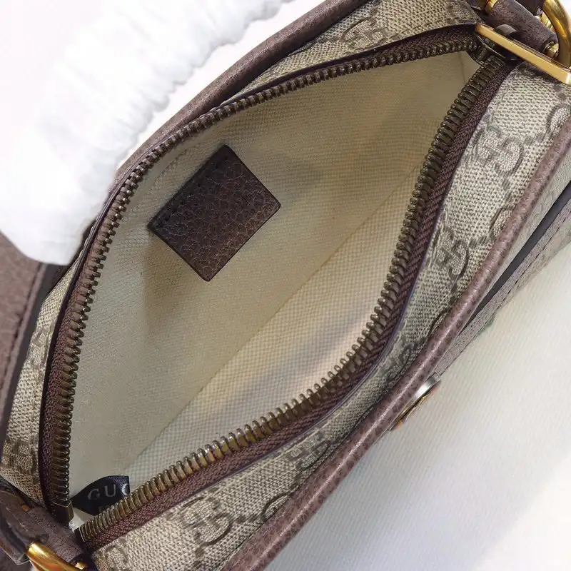 G*u*i bags 20b570242