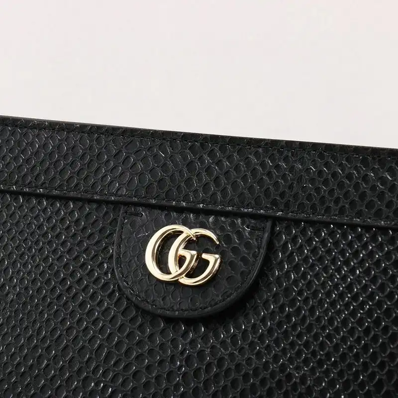 G*u*i bags 20b570283