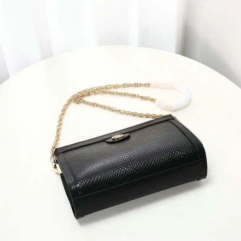 G*u*i bags 20b570283
