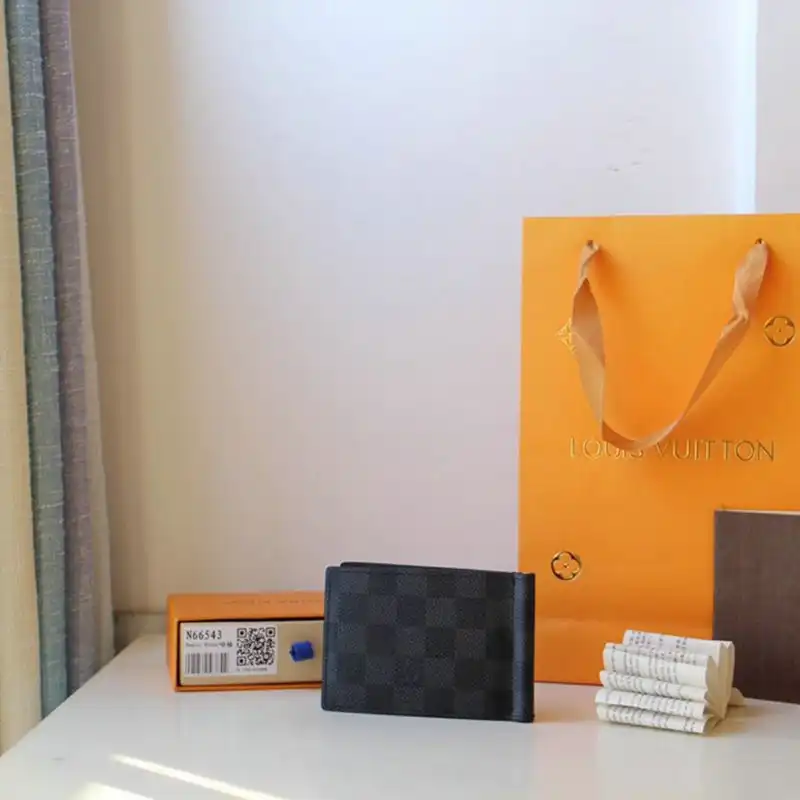 LV Bags 20B570301