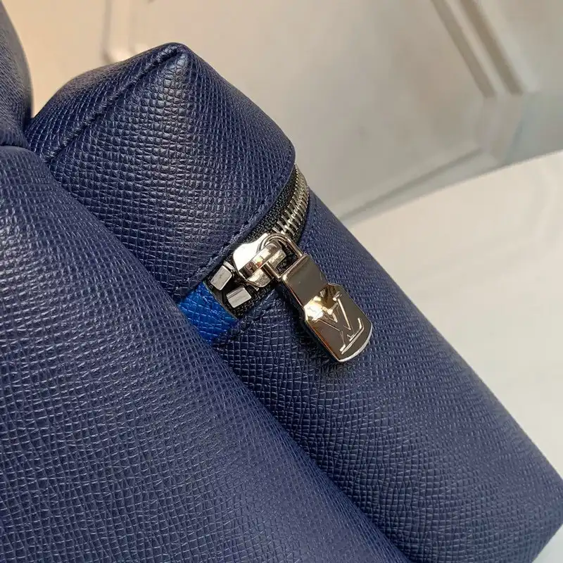 LV Bags 20B570320