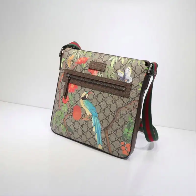 G*u*i bags 20guc0007