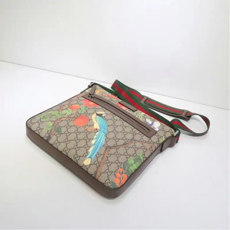 G*u*i bags 20guc0007