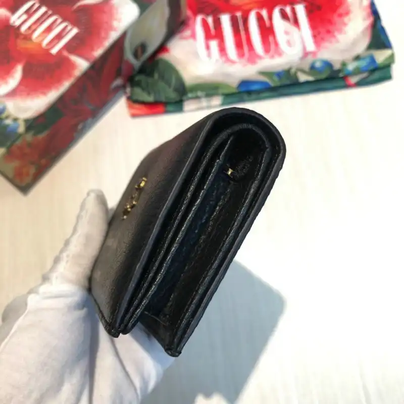 G*u*i bags 20guc0028