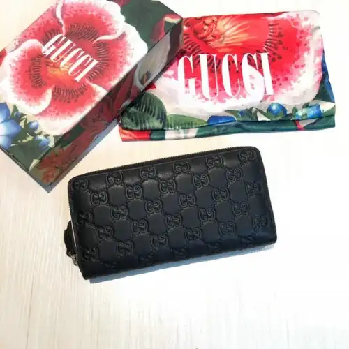 G*u*i bags 20guc0205