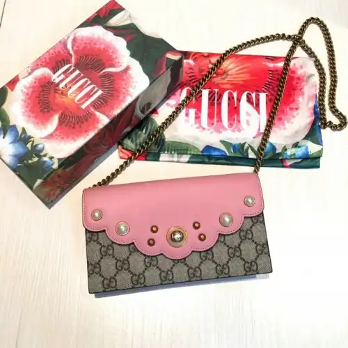 G*u*i bags 20guc0214