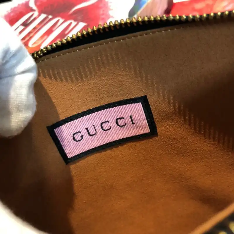 G*u*i bags 20guc0217