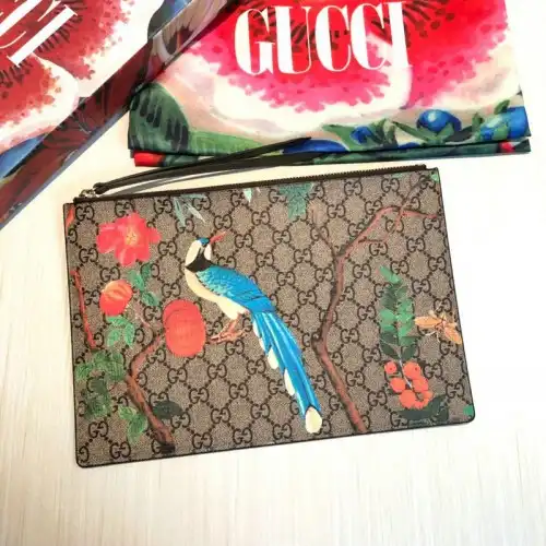 G*u*i bags 20guc0224
