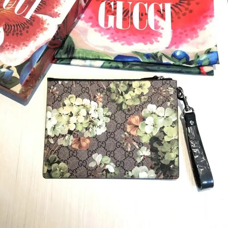 G*u*i bags 20guc0227