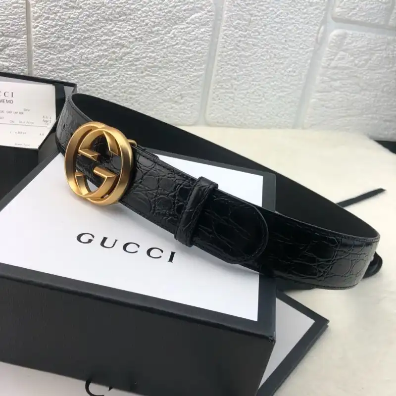 G*u*i s belt 20xia0004