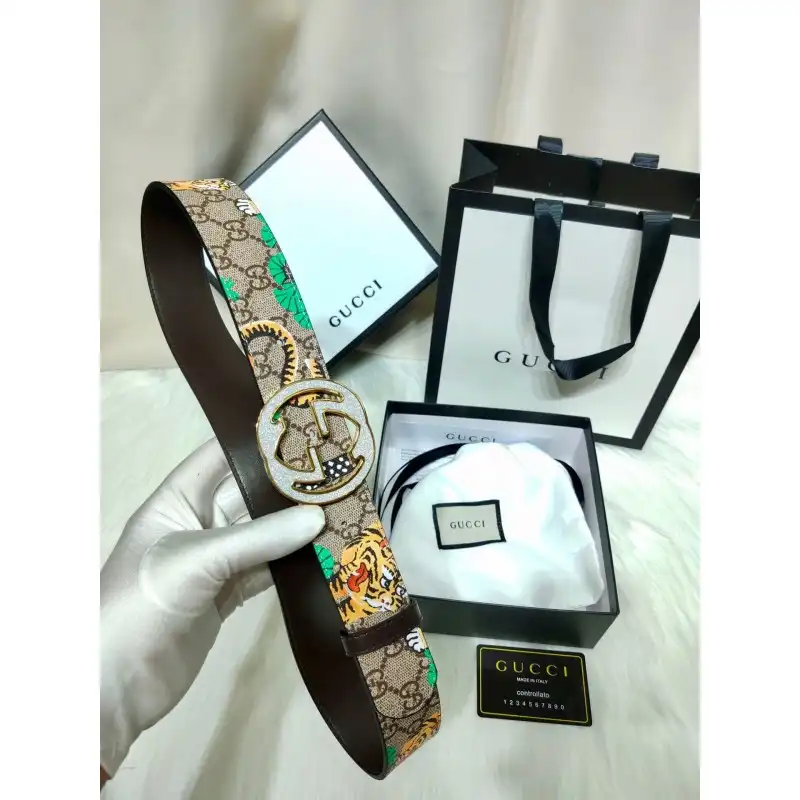 G*u*i s belt 20xia0038