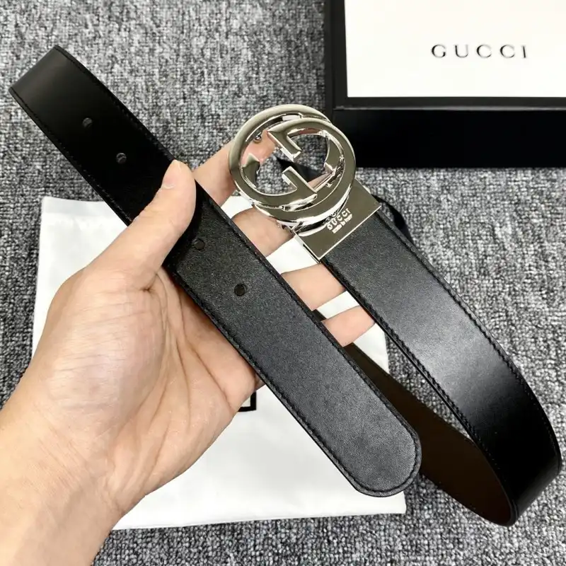 G*u*i s belt 20xia0052