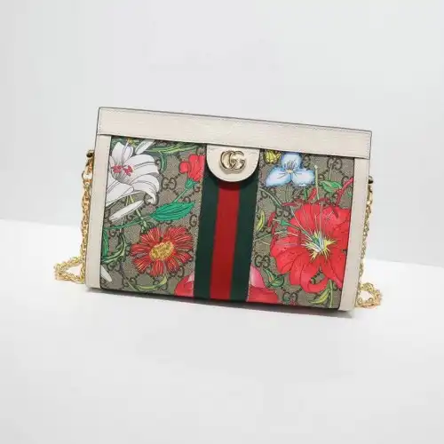 G*u*i bags 204b570080