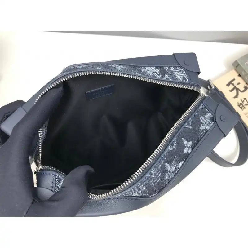 LV Bags 2101SH0010