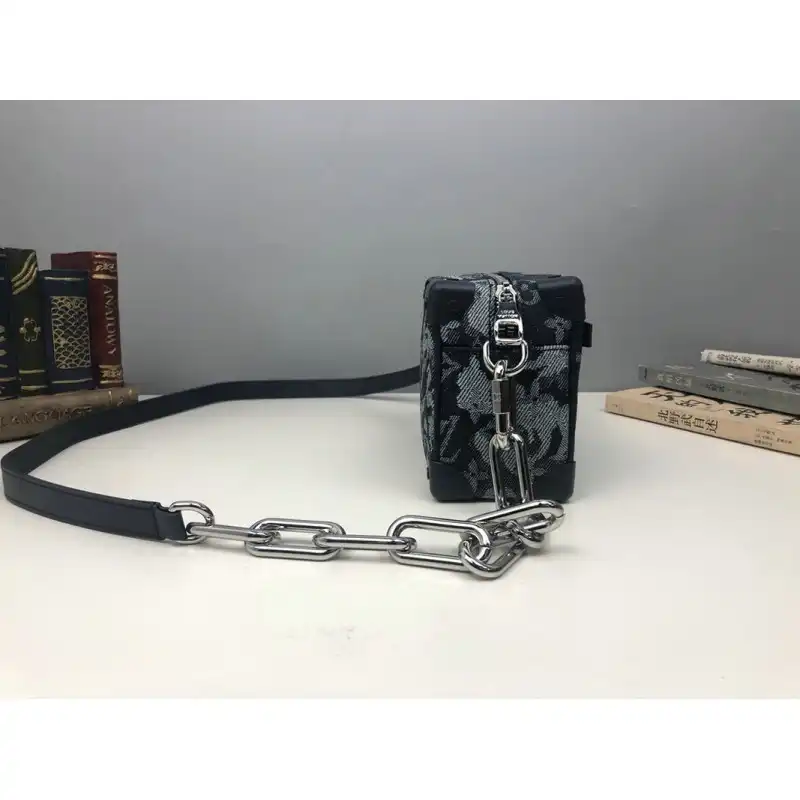 LV Bags 2101SH0012