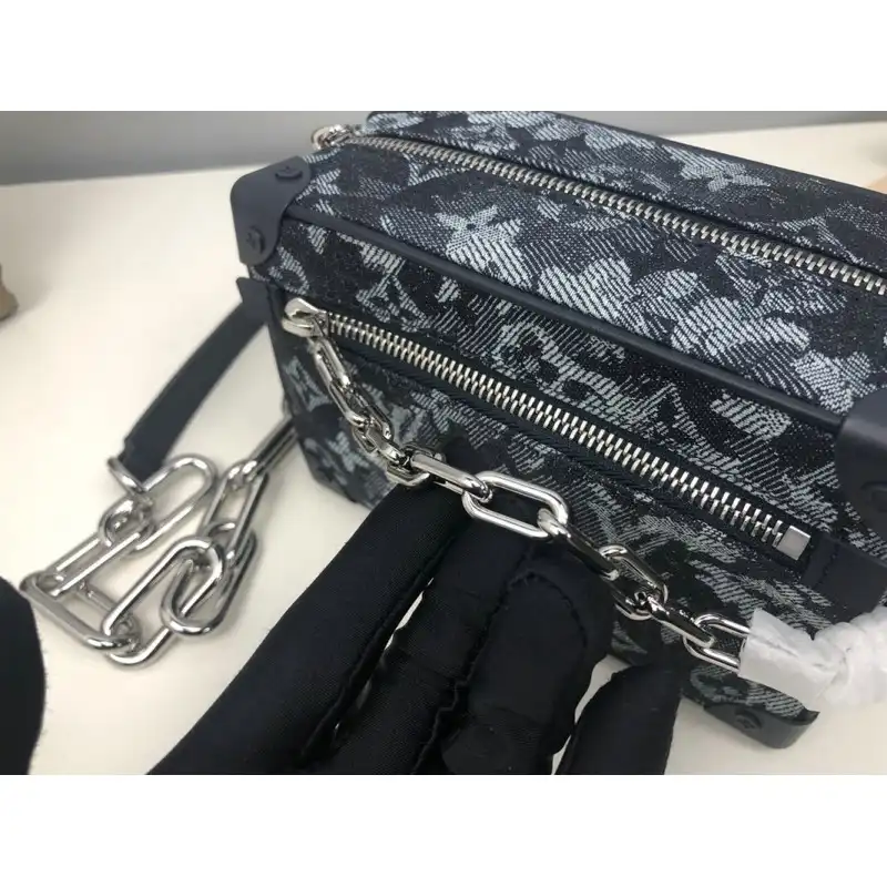 LV Bags 2101SH0012