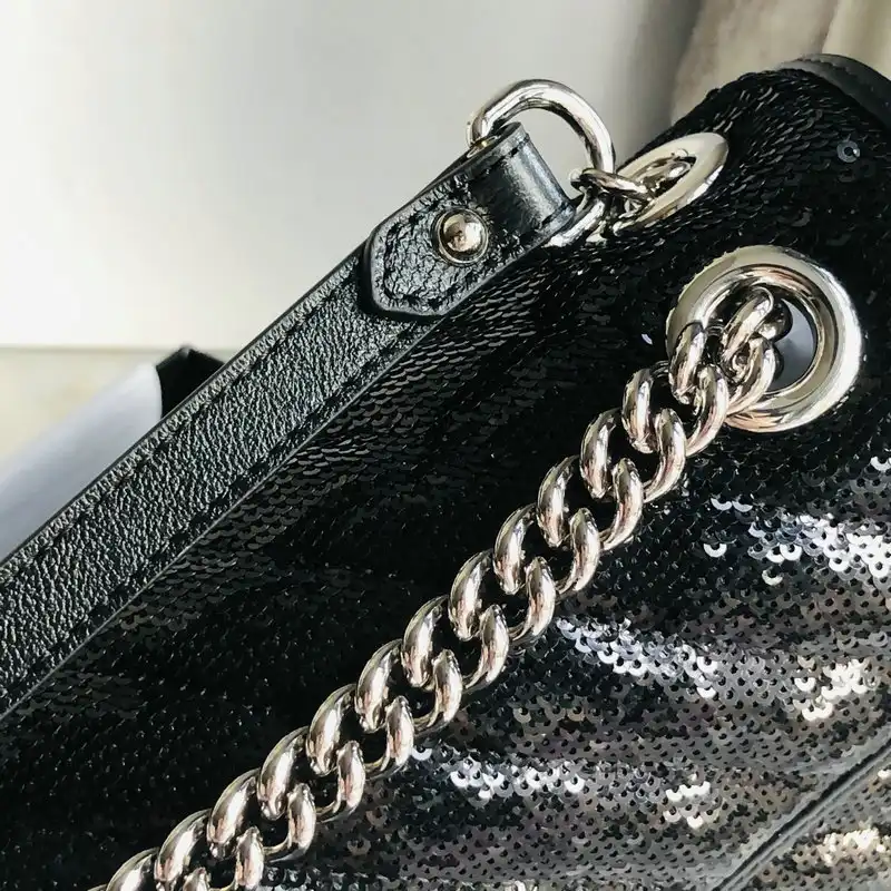 G*u*i bags 2101sh0047