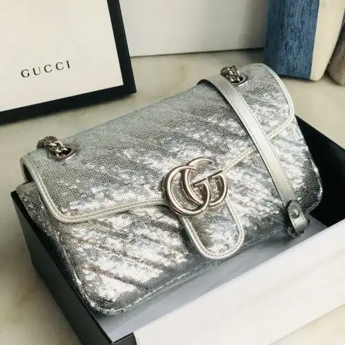 G*u*i bags 2101sh0048