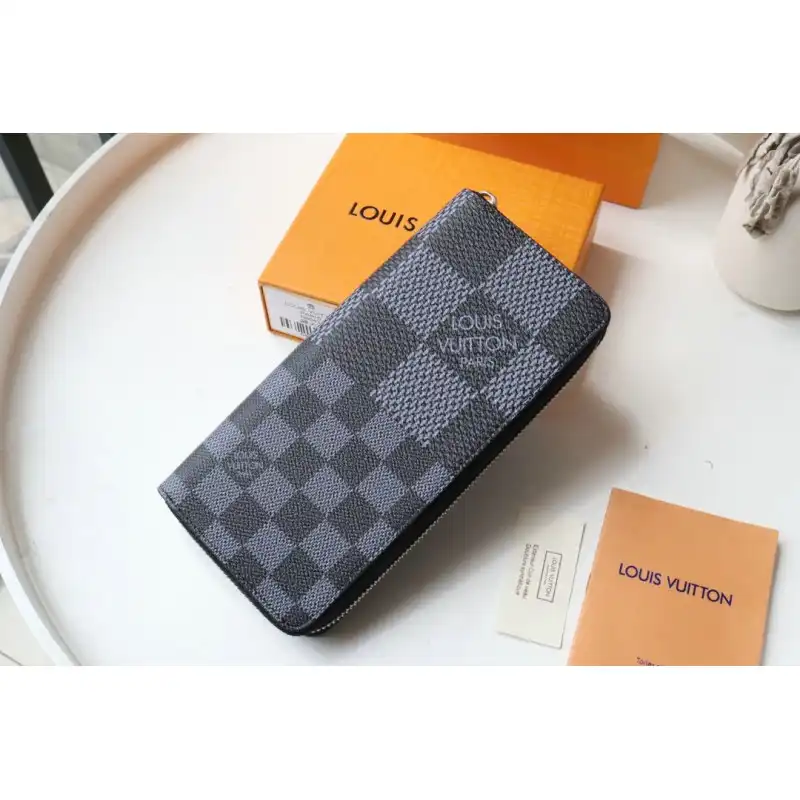 LV Bags 2102SH0001
