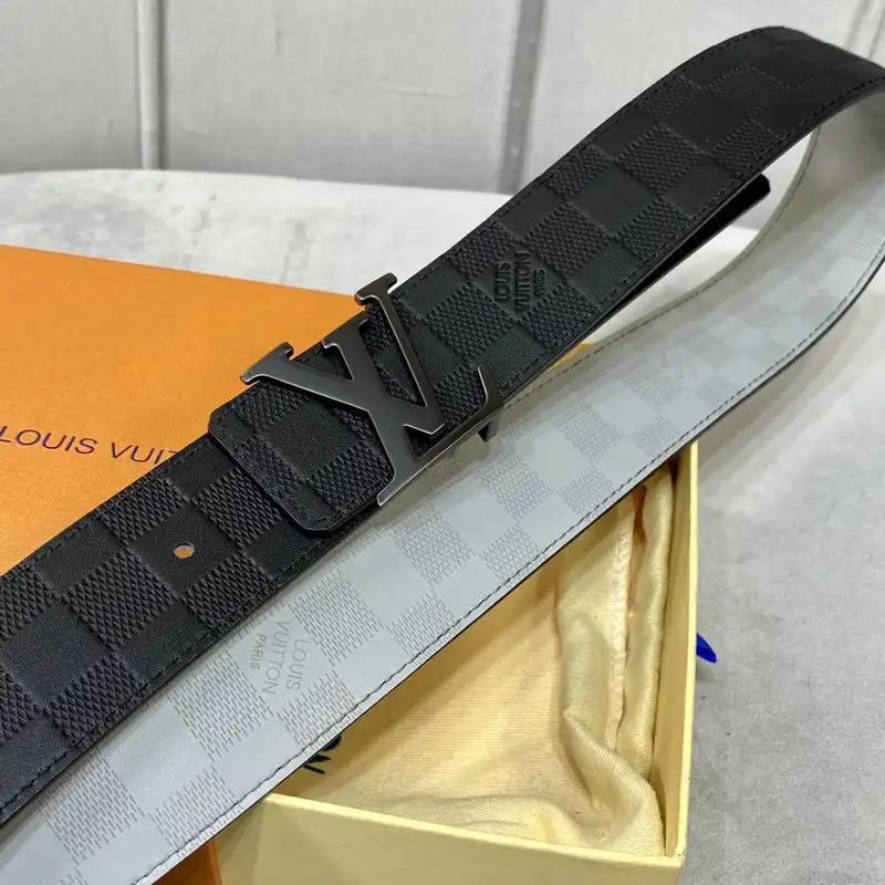 LV Belts 2106XF0005