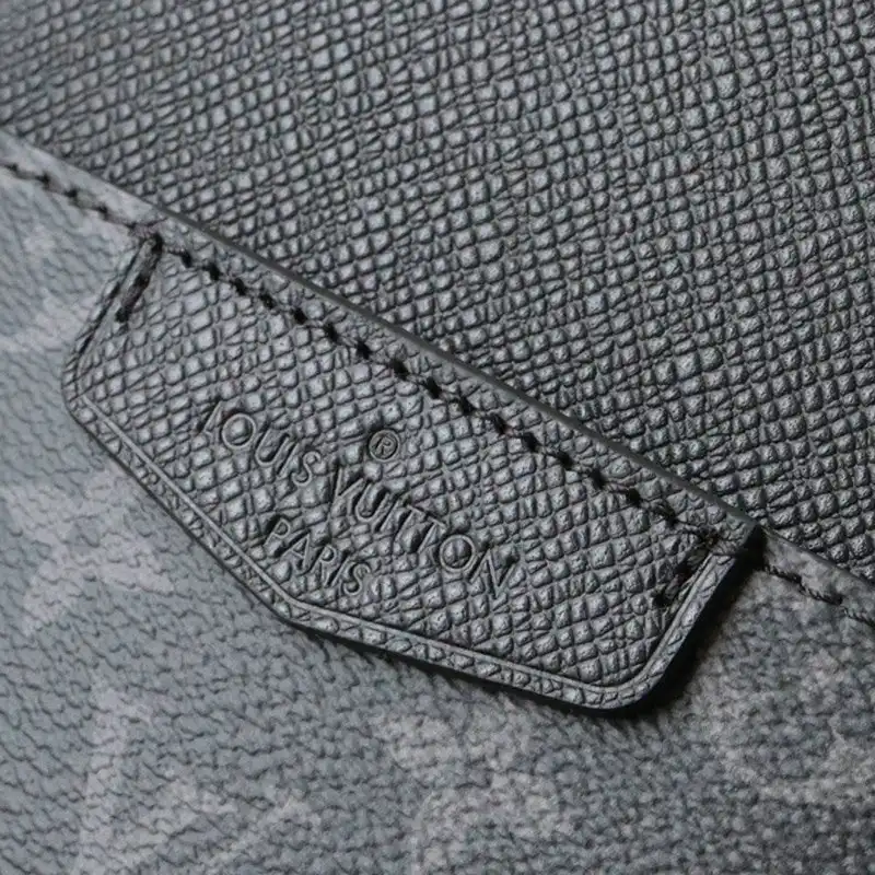 LV Bags 2106DJ0100