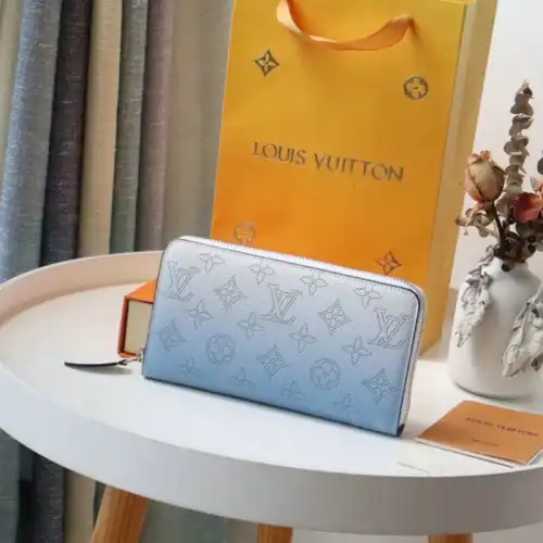 LV Bags 2106DJ0128