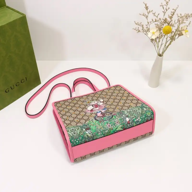 G*u*i bags 2107ya0106