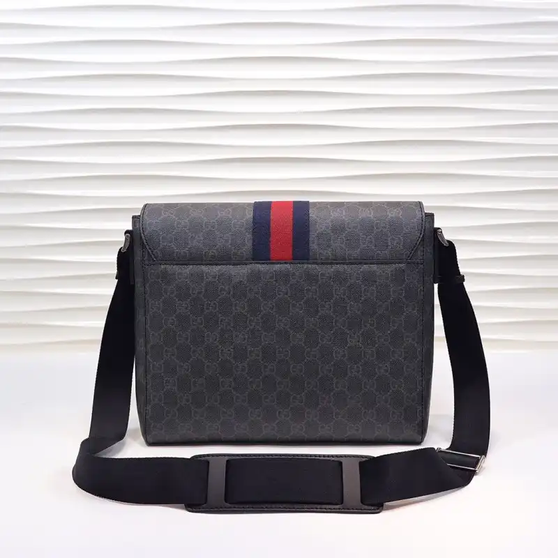 G*u*i s bags 2108dj0027