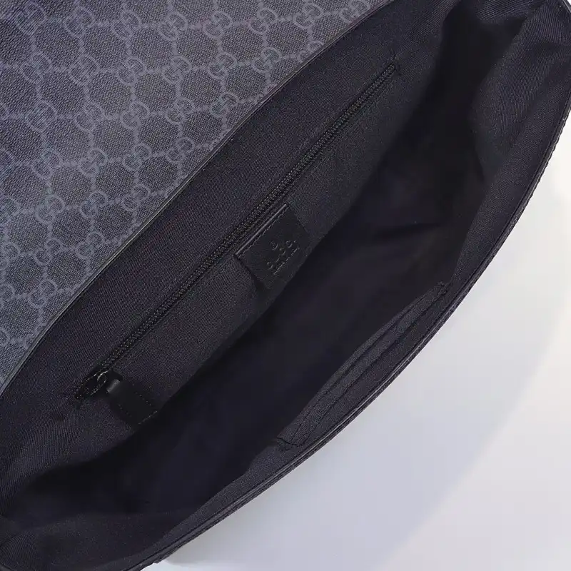G*u*i s bags 2108dj0027