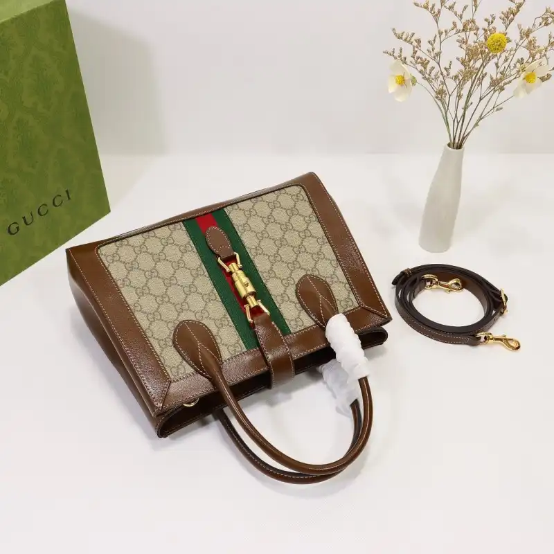 G*u*i s bags 2108dj0043