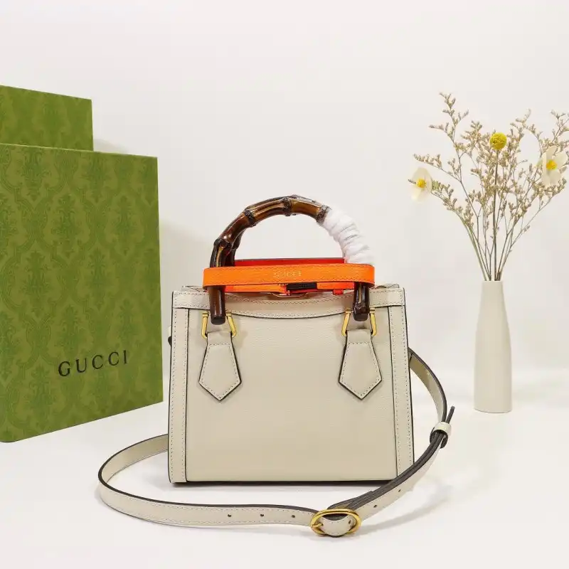 G*u*i s bags 2108dj0044