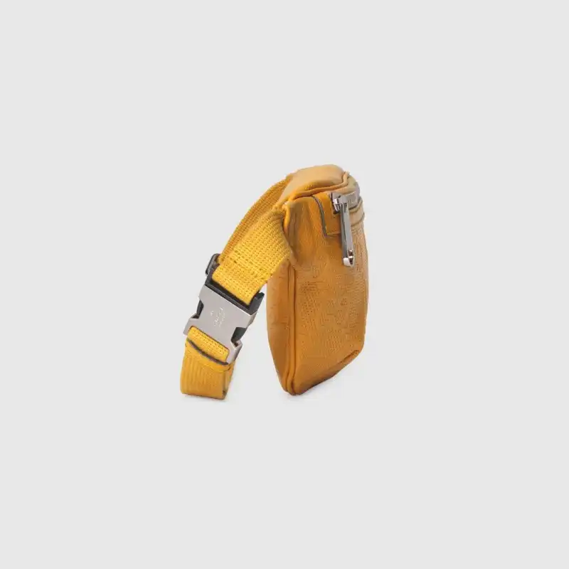 G*u*i s bags 2108ya0053