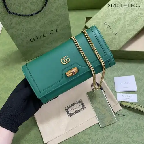 G*u*i s bags 2108ya0059