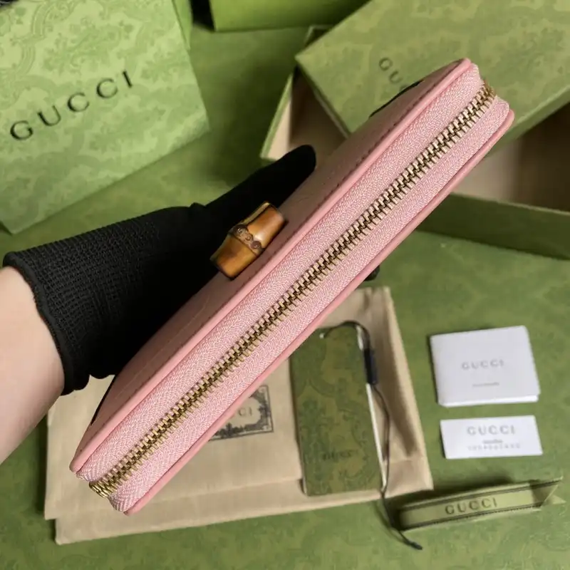 G*u*i s bags 2108ya0063